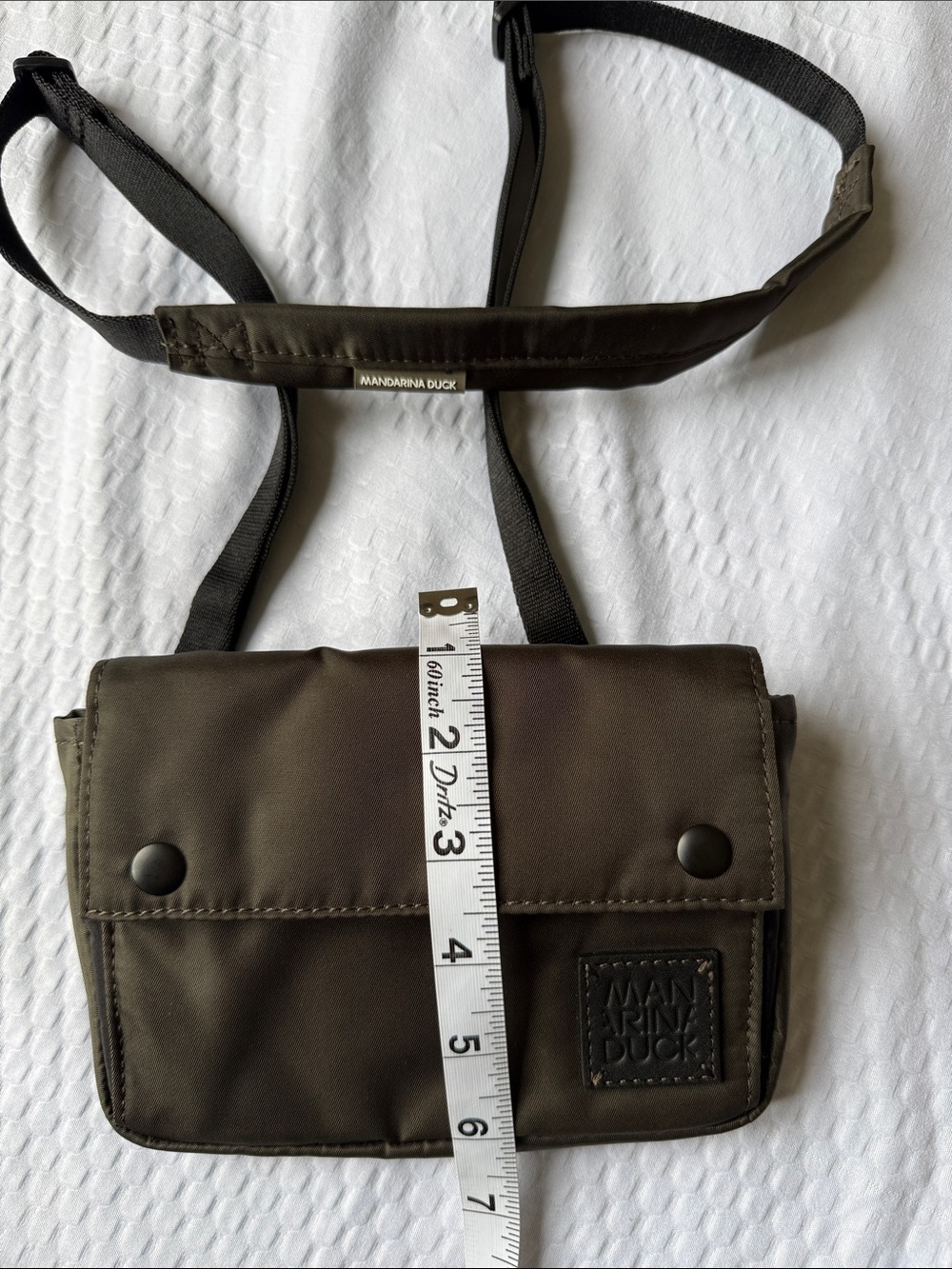 MANDARINA DUCK Olive Green Crossbody Bag with Adjustable Black Strap✨ - Picture 9 of 10